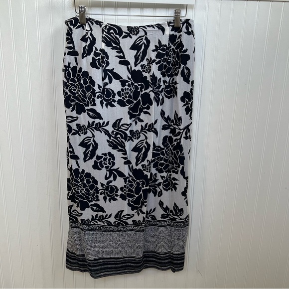 Talbots Vintage Navy Blue & White Floral Wrap Midi Skirt Silk & Wool Size 16 NEW - Picture 2 of 7